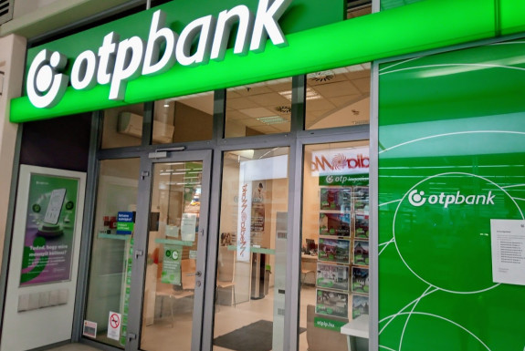 OTP Bankfiók Kecskemét Dunaföldvári út 2.