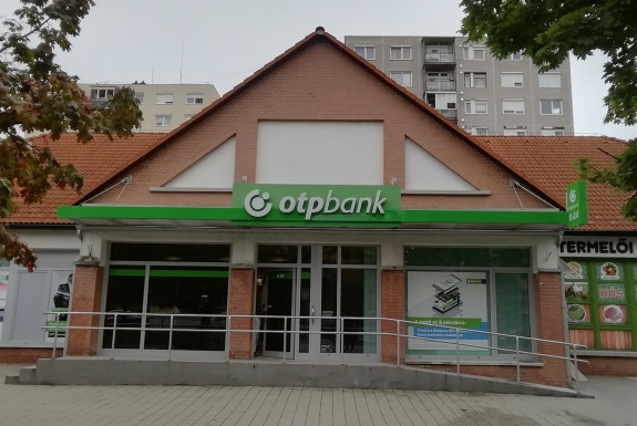 OTP Bankfiók Miskolc-Avas Klapka Gy. u. 18.