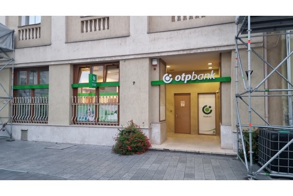 OTP Bankfiók Székesfehérvár Fő u. 7.