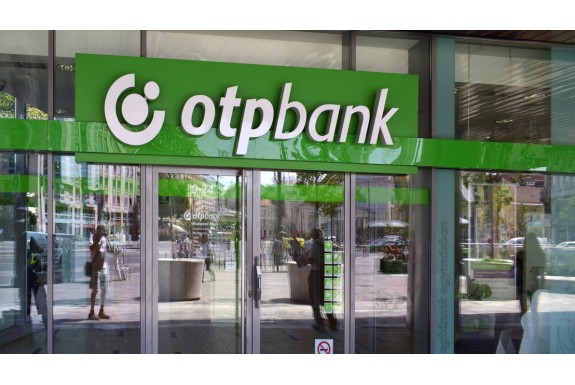 OTP Bankfiók Tatabánya Ságvári E. u. 50.